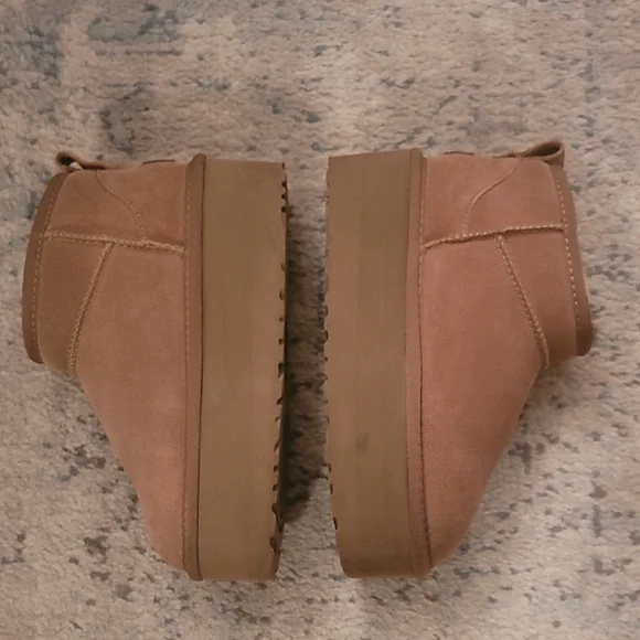 Women's Tan Platform Ankle Boots - Picture 7 of 9